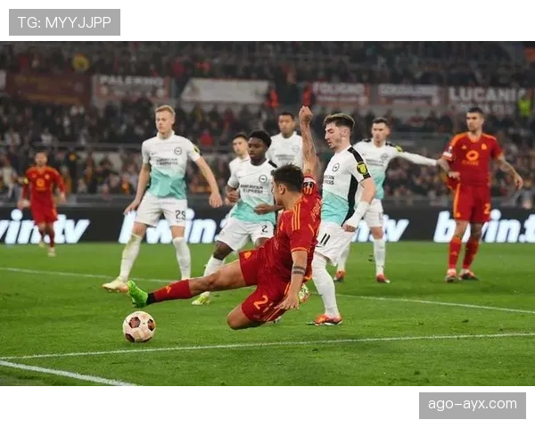 罗尔斯列夫闪耀边路，助力德甲劲旅状态回升备受瞩目