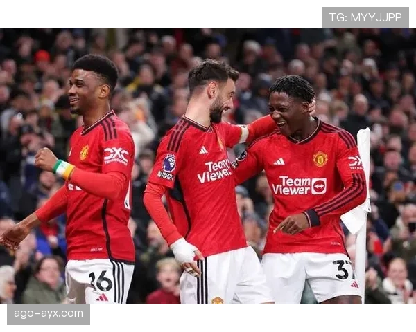 红魔重燃斗志，曼联强势崛起领跑英超赛场