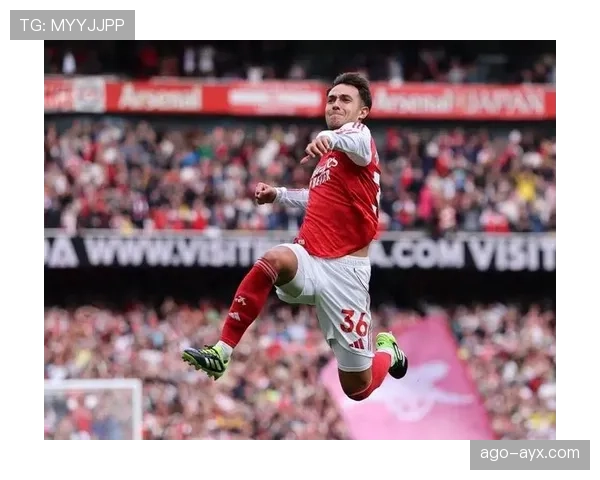 阿拉维斯锋线火力全开，连胜势头引关注