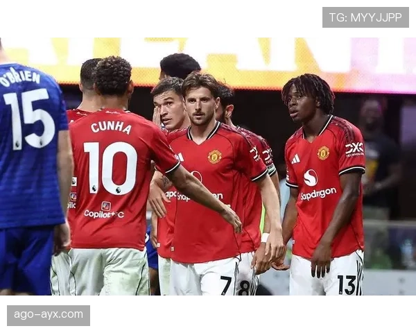 曼联进攻组织混乱问题显现，对球队近期表现形成制约